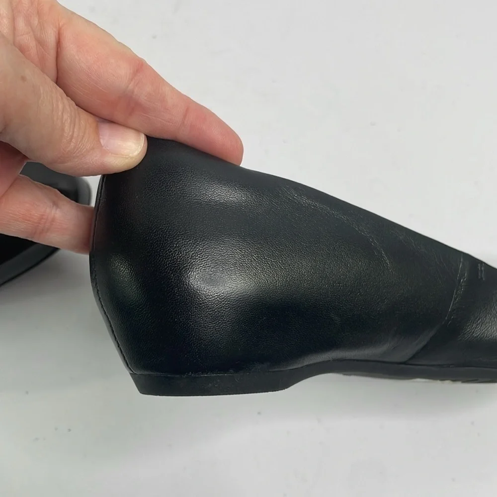 Clarks artisan black leather with patent leather toe, ballet flats